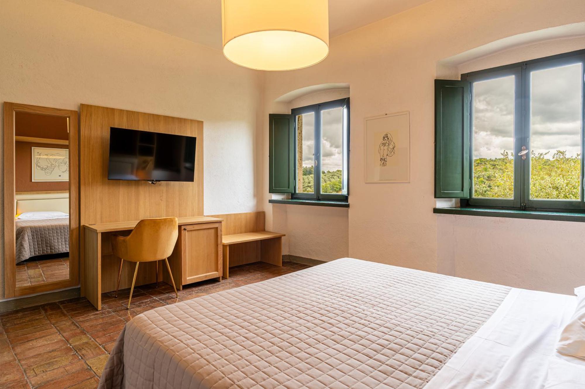Pescille Hotel